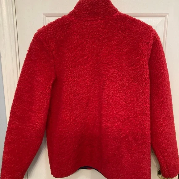 Vineyard Vines Red Fleece with Navy Trim - Picture 2 of 4